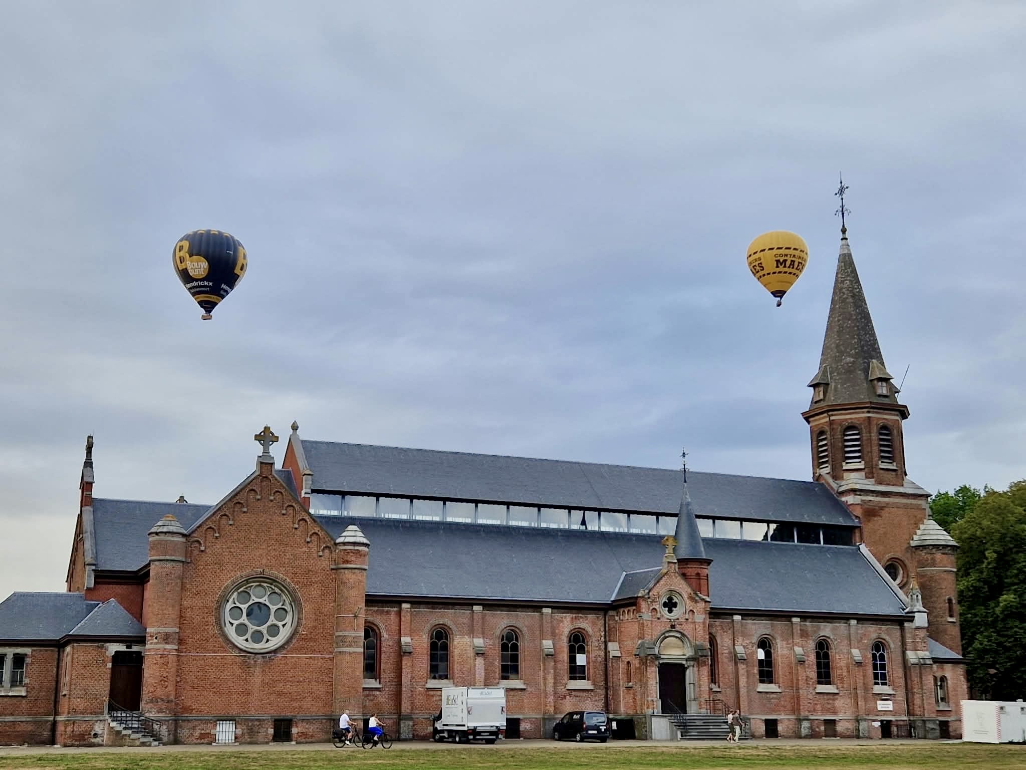 Ballonvaart Kempen.jpg