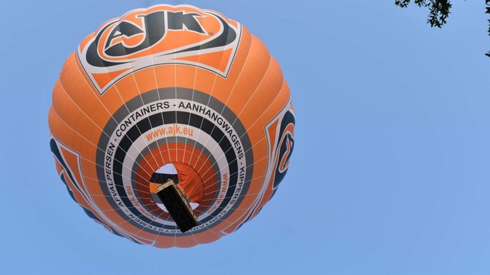 AJK luchtballon boven Kortenaken
